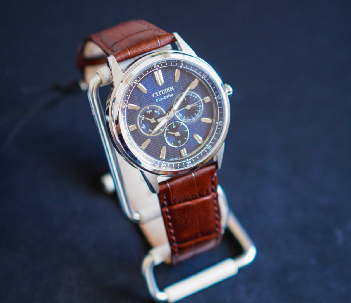 J下单网站:eBay J订单产品：西铁城光动能手表 J购买订