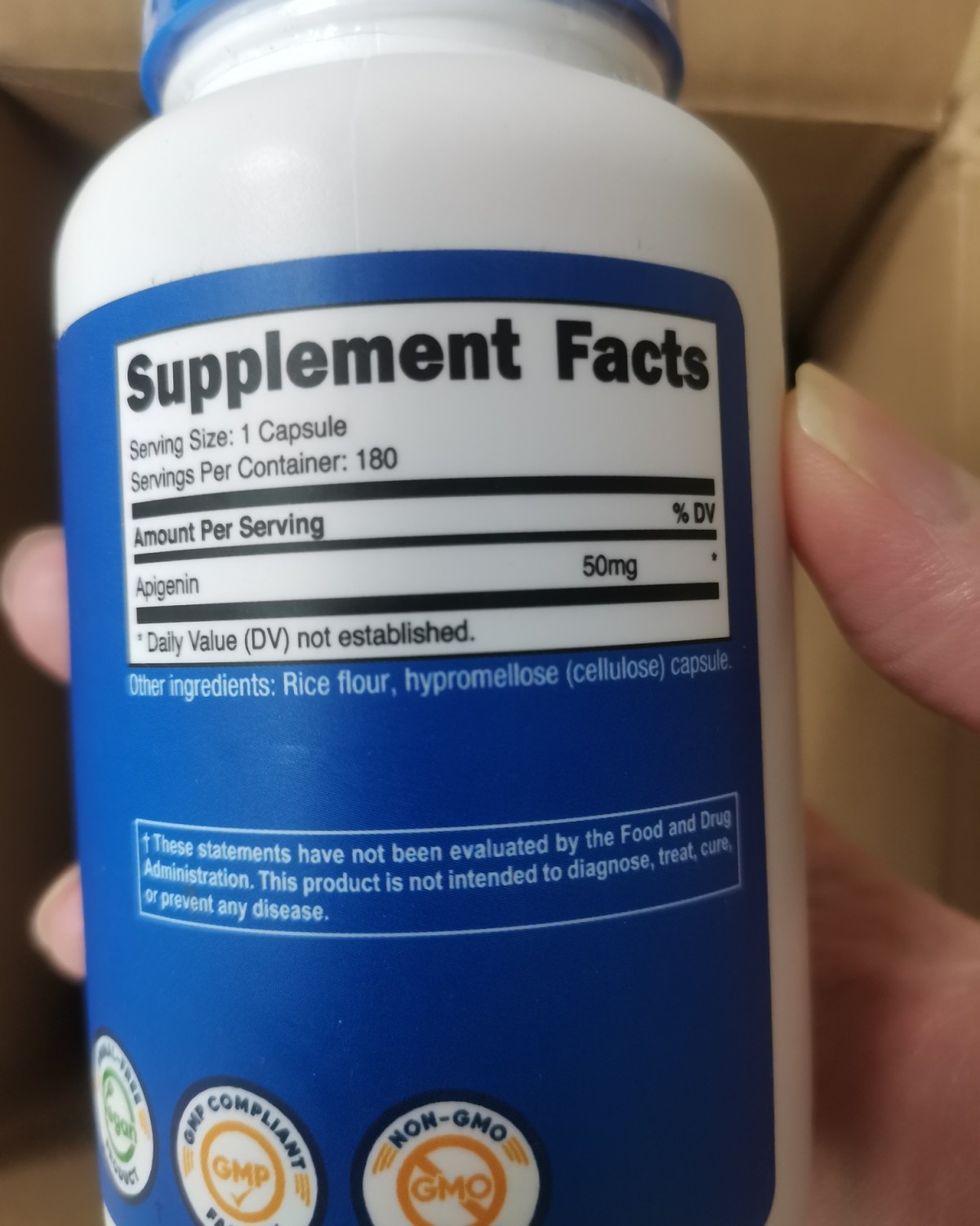 1，折扣，满300元七折屯货，折后满288元RMB包邮 2,