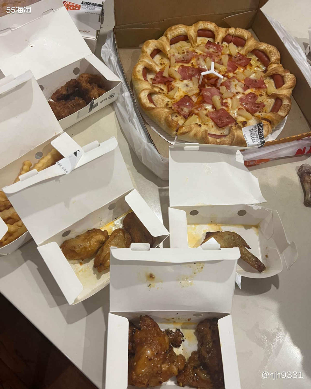 🎈这是昨天晚上我跟孩子的晚饭，我家那位出去Happy，他没