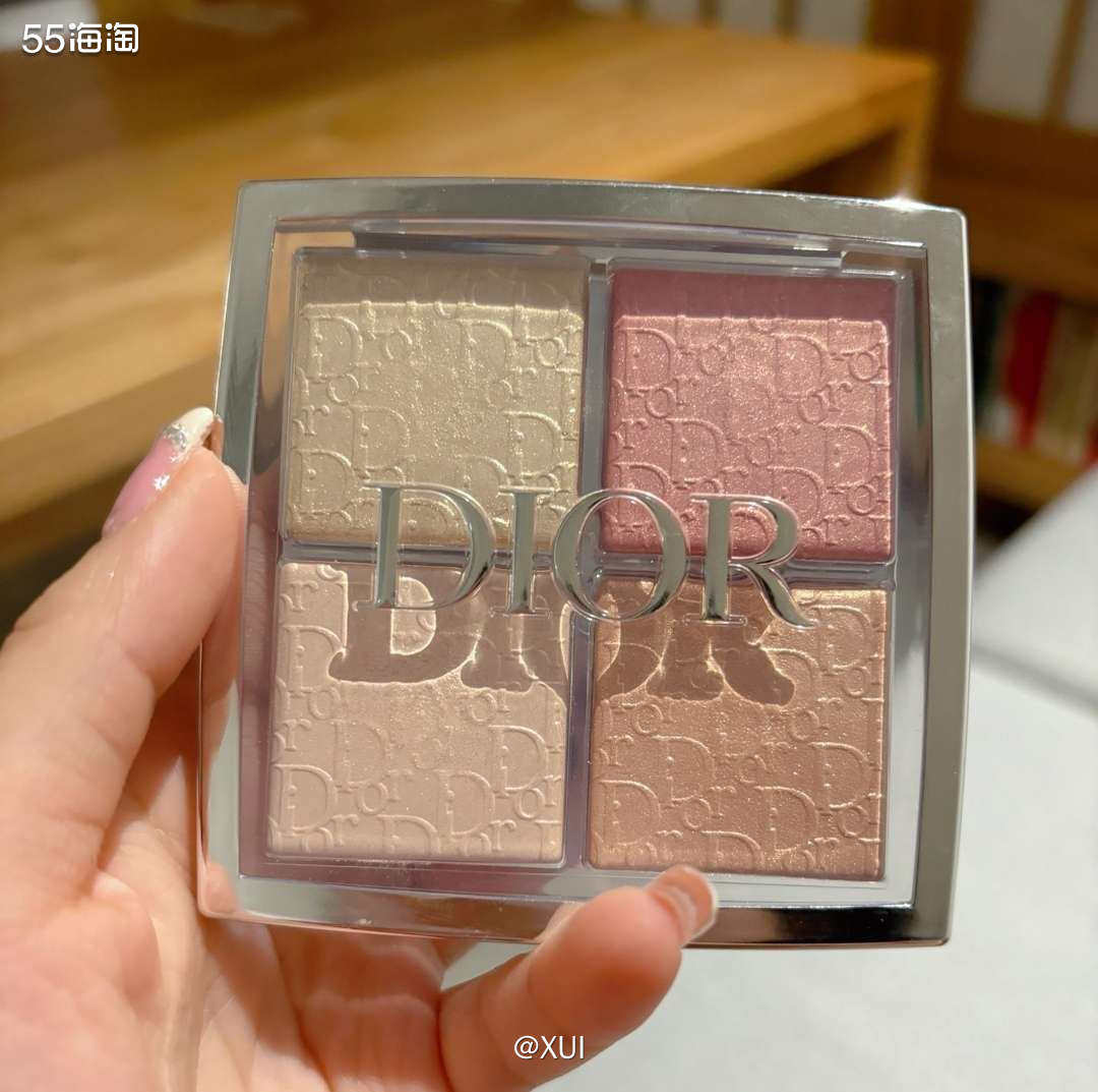 今天丝芙兰又上了新赠品，Gucci的口红中样色号505和妆前