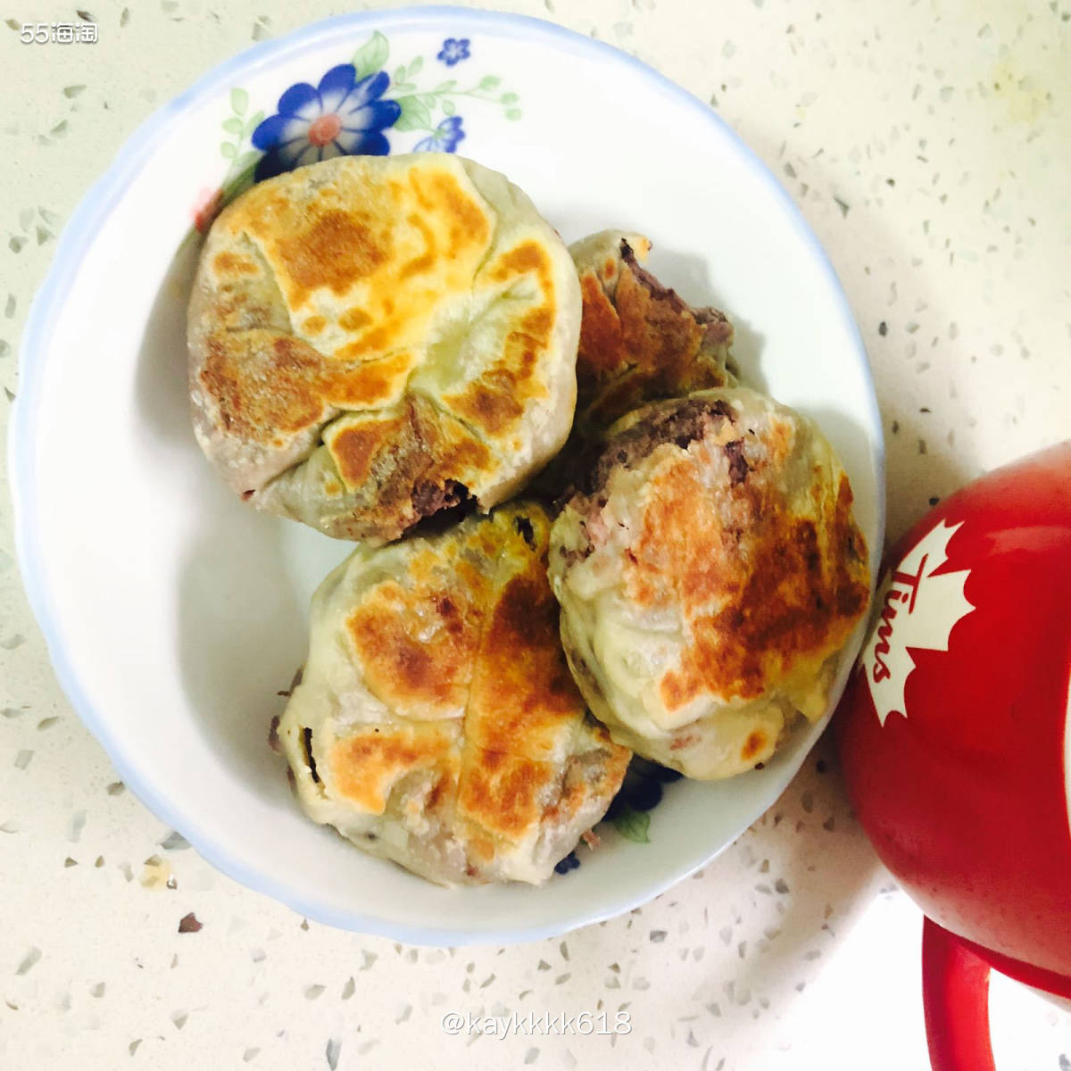 今天算工作日临时接到通知休息，正好下雨在家也挺好的！下午去快