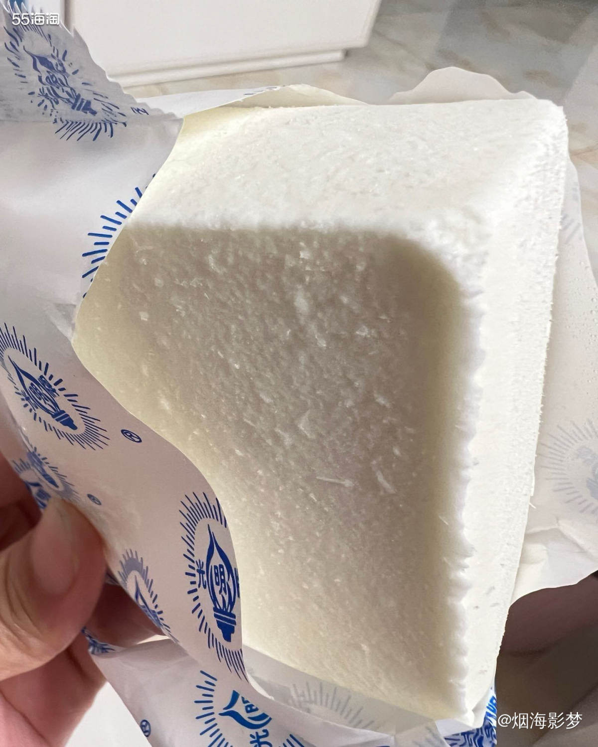 小时候喜欢吃的雪糕叫小布丁，就是奶奶的香甜味儿，不知道55的