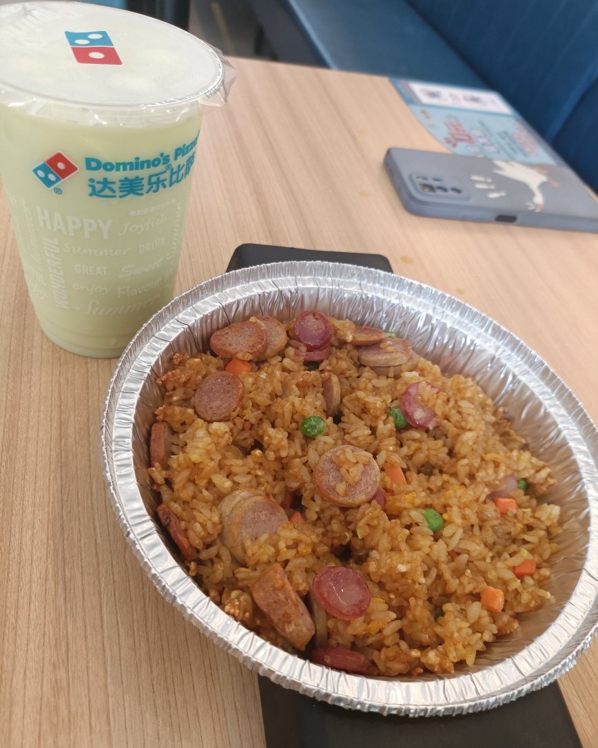 错峰期我们才出门，今天打算办理，我的还有不到半年的时间，所以