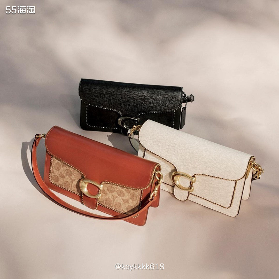 Coach的包包系列多而且大火的款式比如托特款，山茶花款Ta