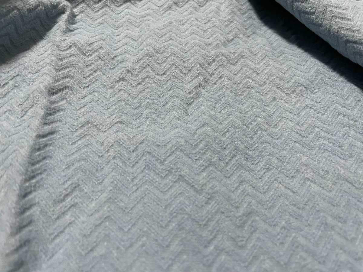 今天开箱patagonia啦！ 这件是r1 crossstr