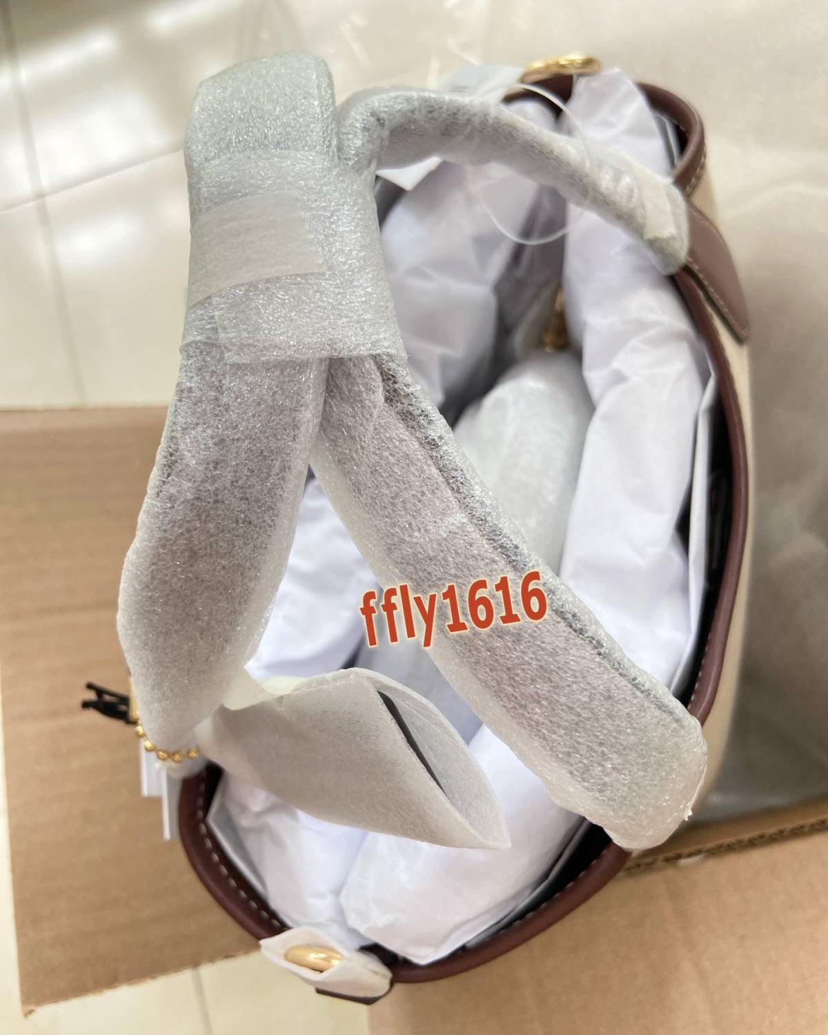 🌼蔻驰四月新品，美国海淘，走转运回国，一个月左右到手，这时