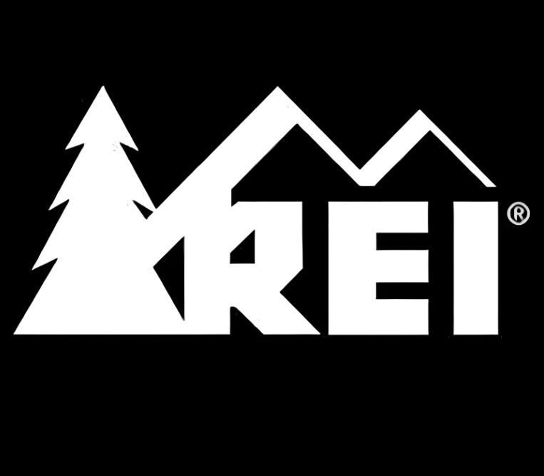 之前我在rei的网站上种草了始祖鸟的冲锋衣，因为很难找到始祖