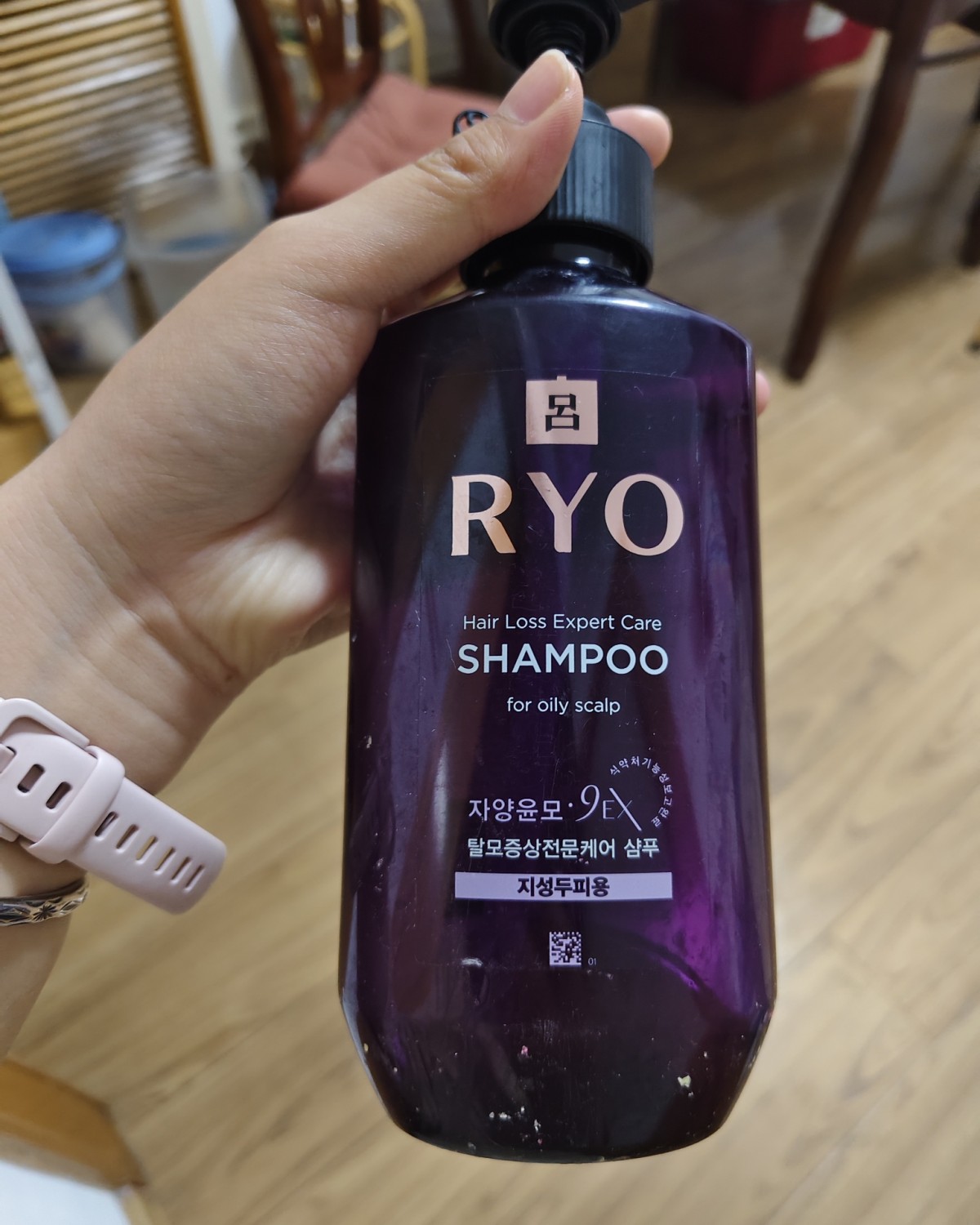我用过超级超级多的洗发水，真的是很少回购啥，因为我一直坚定的