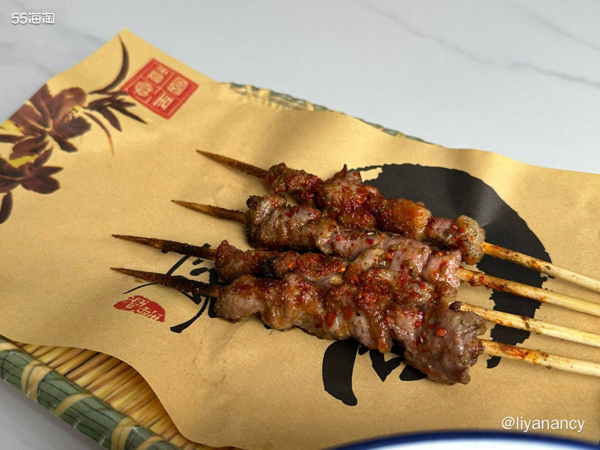 中山公园附近的一家甜品店，走累了过来坐坐很不错，古早味湯圓，