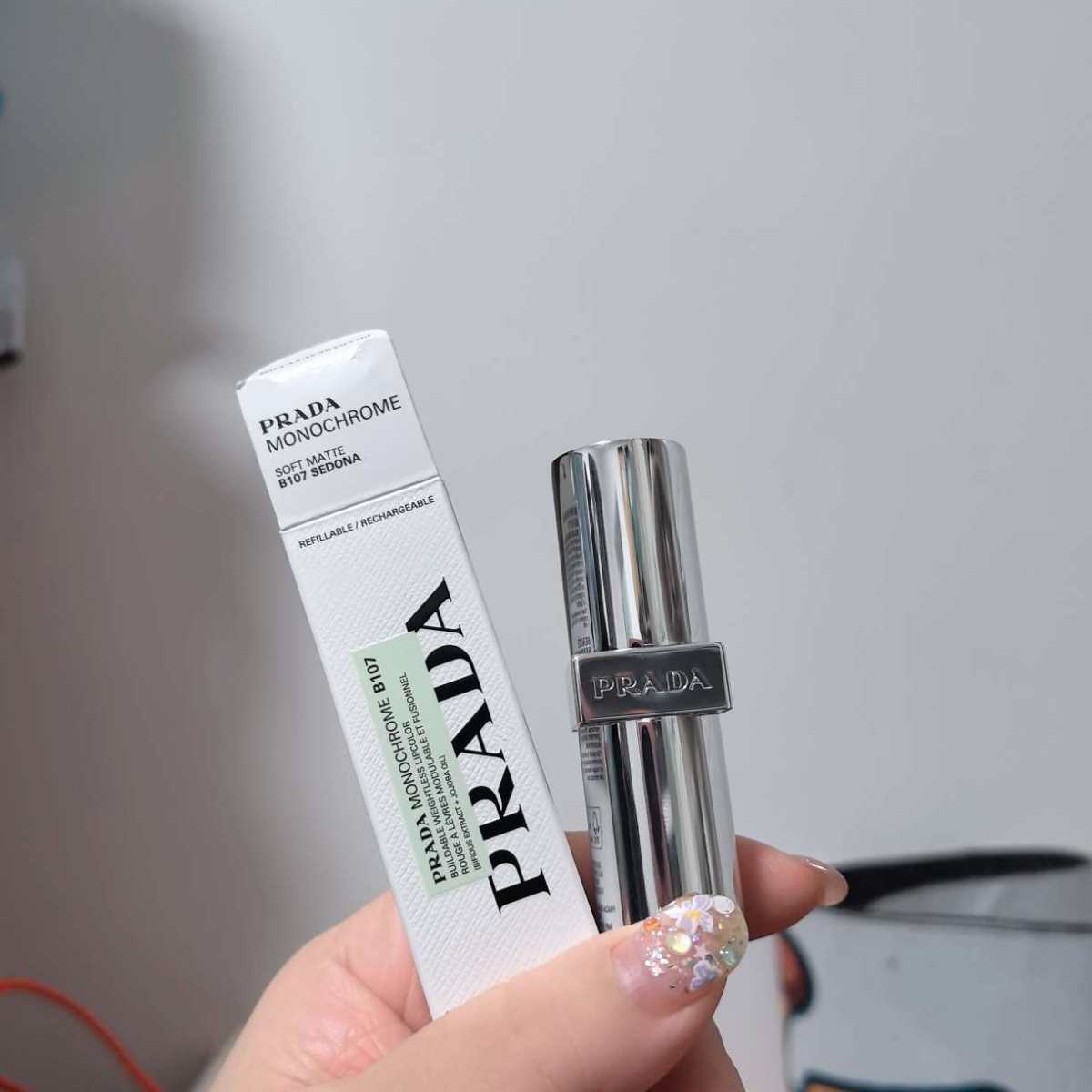 ☑开箱/价格 拉达口红*3  50美金*3 一根是b101色