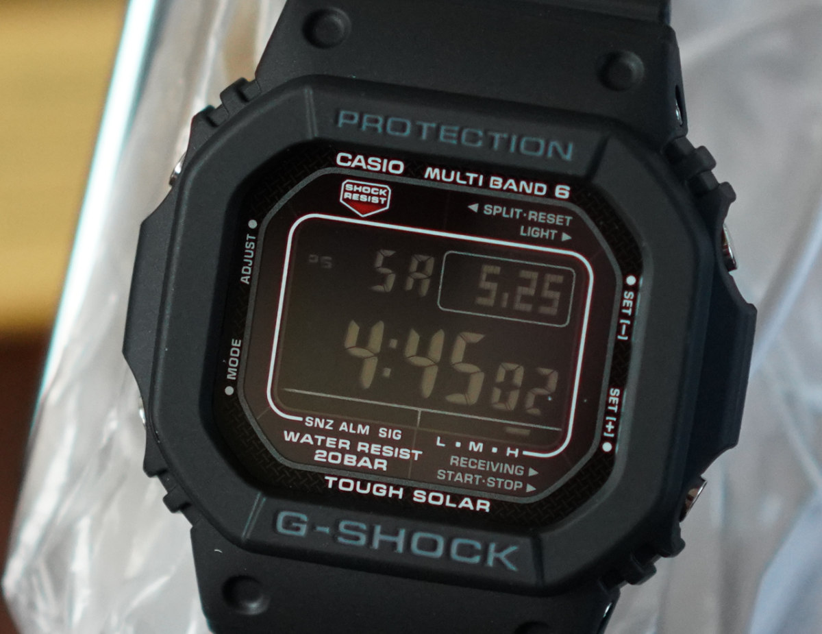 Casio 小方块一直都是备受喜欢的经典款，这款卡西欧小黑圈