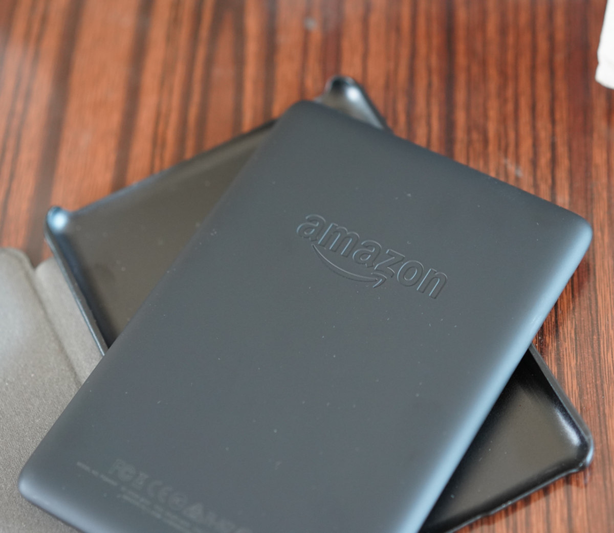 这个kindle是我人生第一次海淘购入的第一个东西，记得非常