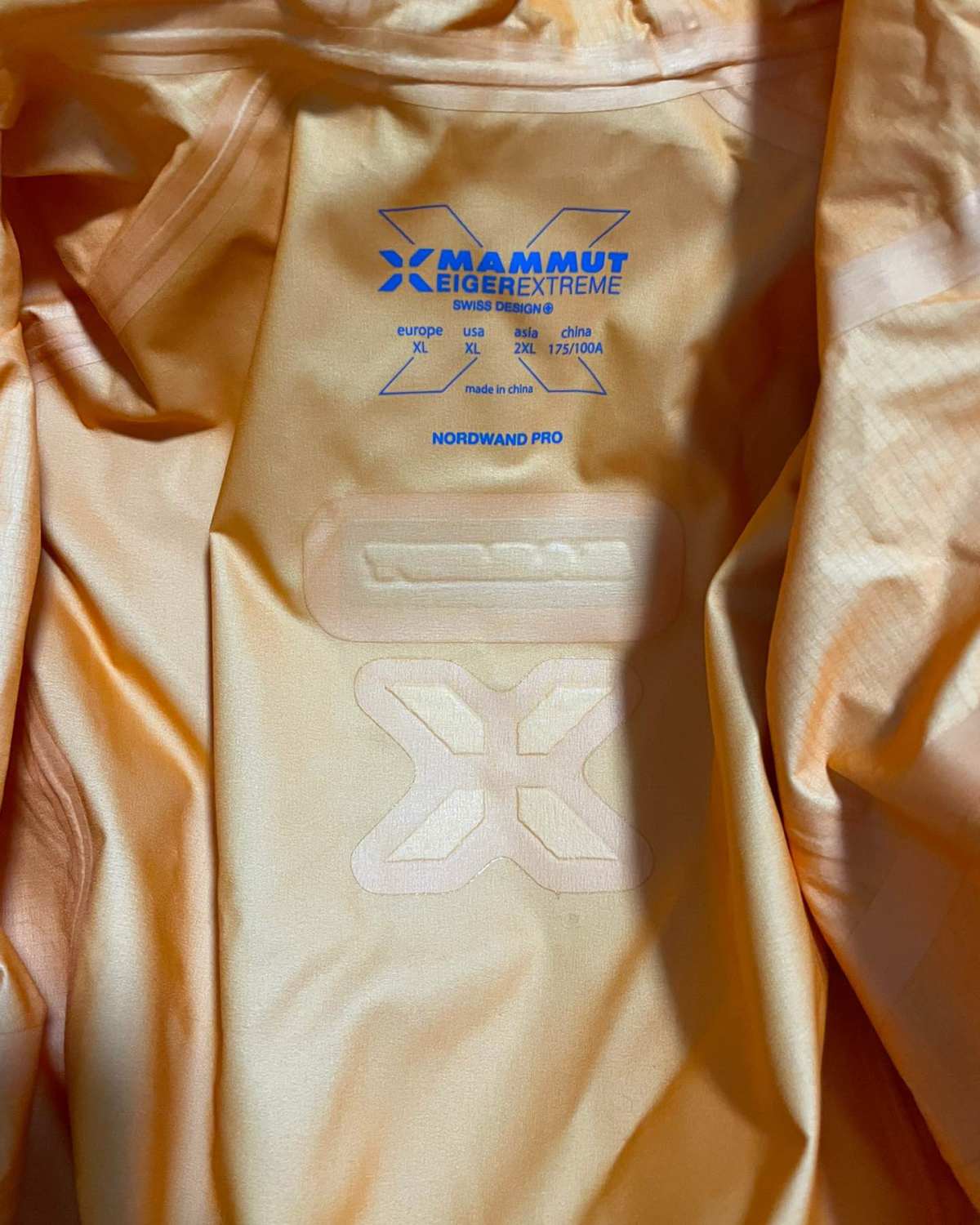 作为一个Gore-tex pro狂热爱好者，怎么能错过猛犸象