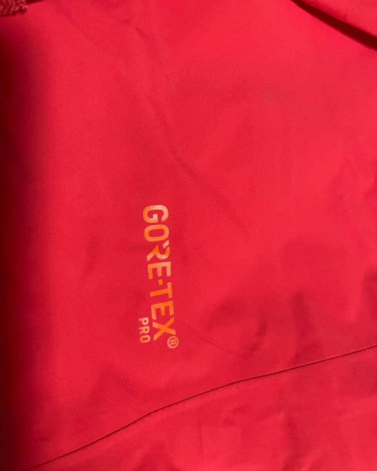 作为一个Gore-tex pro狂热爱好者，怎么能错过猛犸象