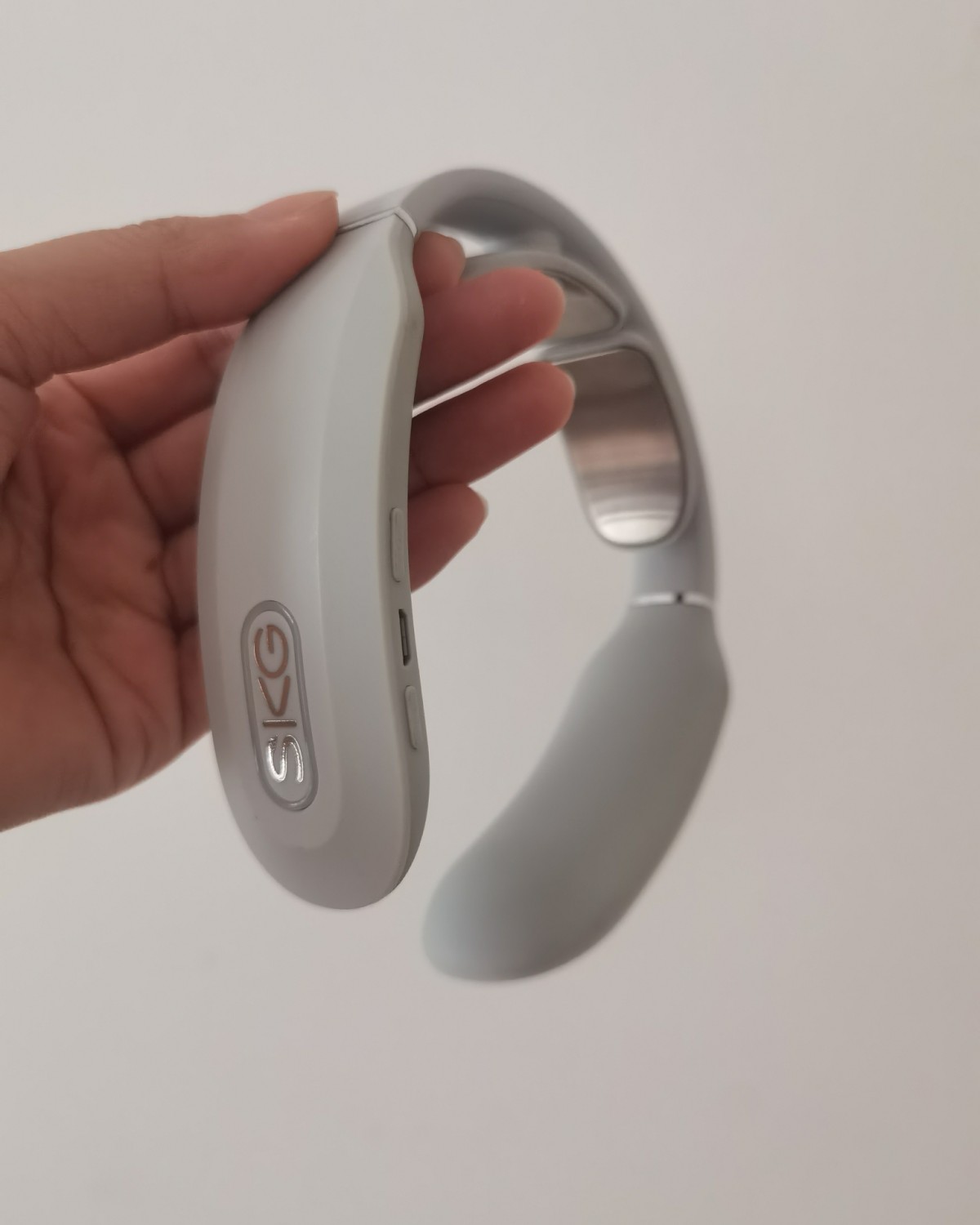 ✅这款颈部按摩仪真的没用过几次，平时也想不起来用，就刚开始买