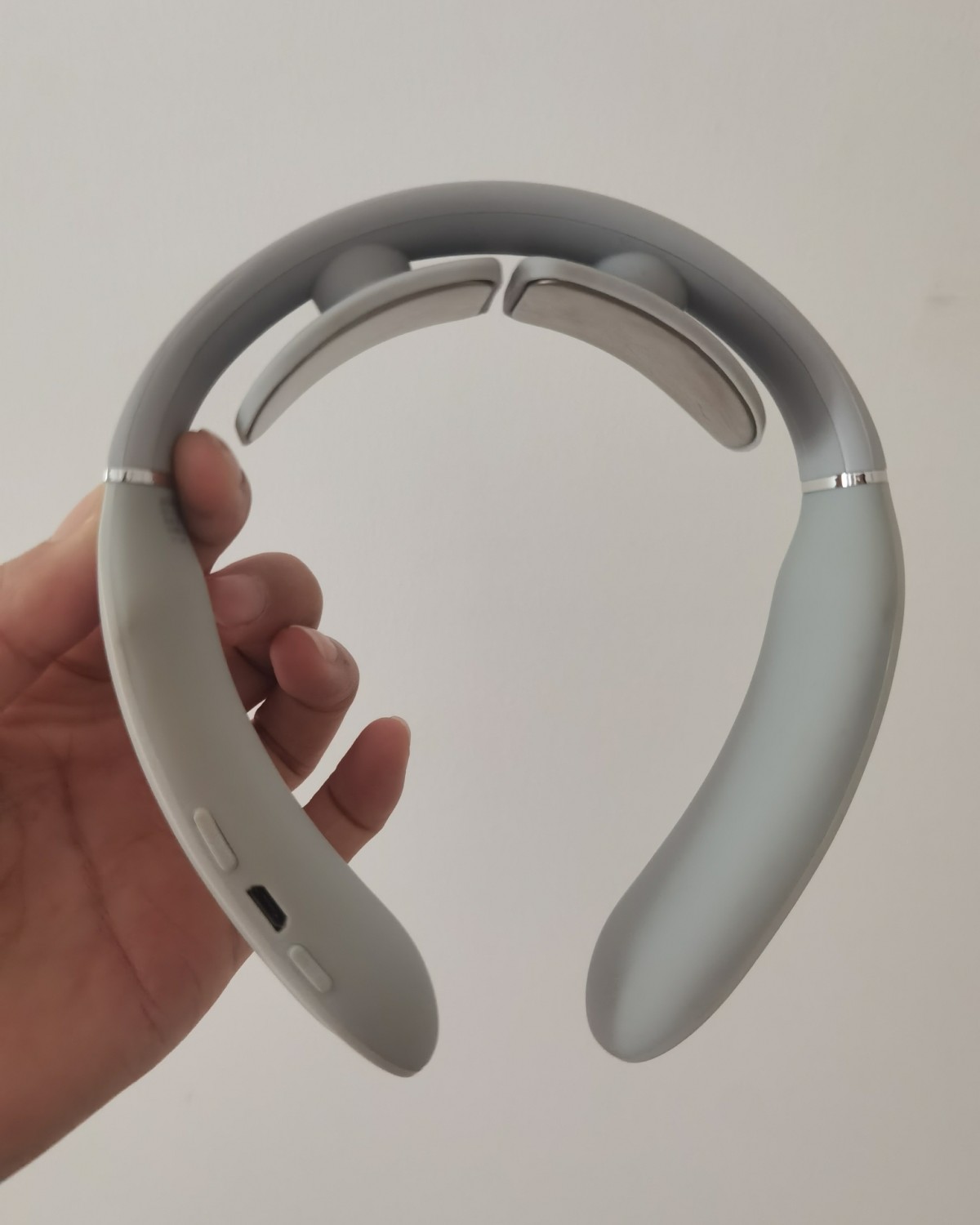 ✅这款颈部按摩仪真的没用过几次，平时也想不起来用，就刚开始买