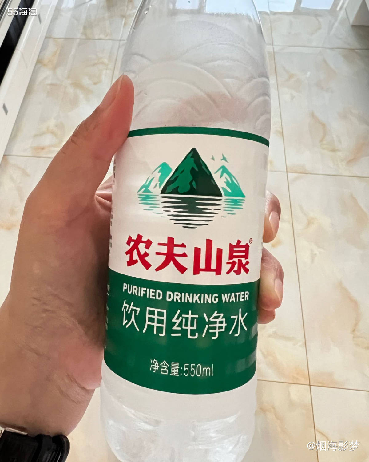 农夫山泉，这个牌子太熟悉了叭，姐妹们肯定也喝过，所以都不陌生