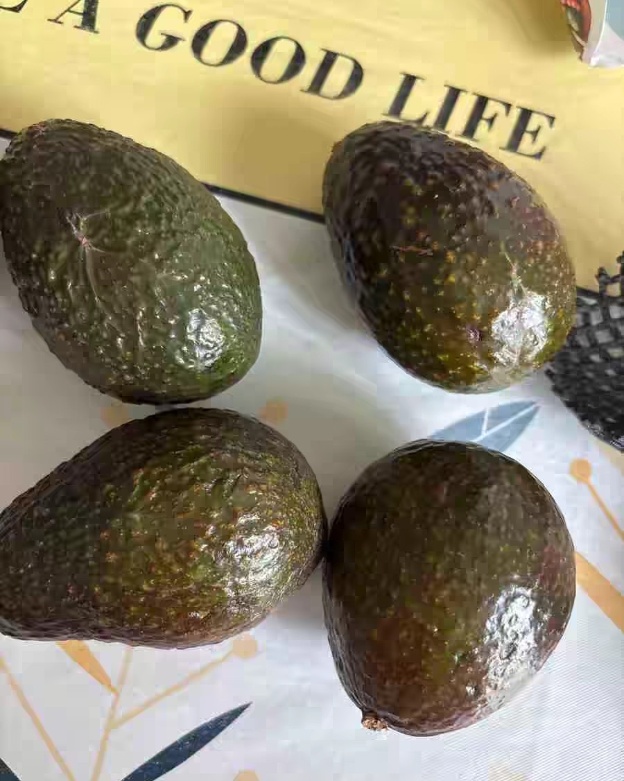 下单网站：淘宝网 下单商品：秘鲁牛油果6颗 下单金额：13.