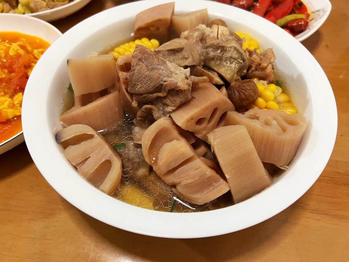 其实我不是很喜欢做小龙虾的，因为洗刷太费时间了，逛山姆看到又
