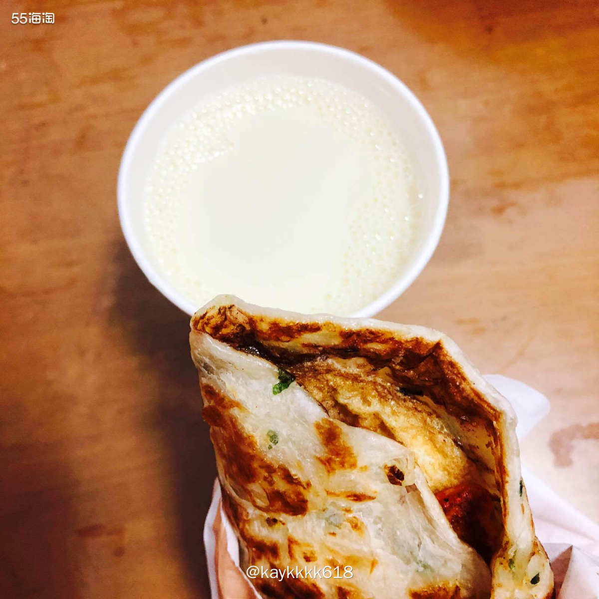 昨天晚上预约了早餐突然想喝豆浆了，于是直接点的永和大王豆浆，