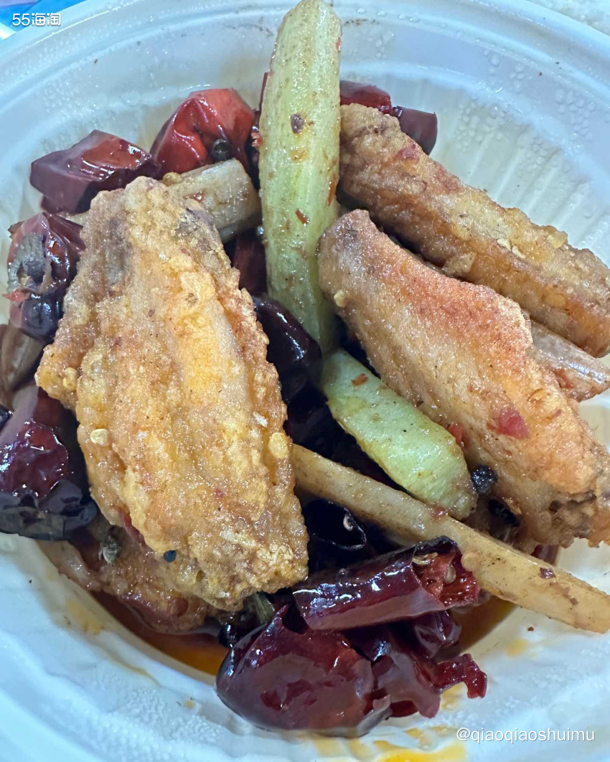 下午又跑来老公单位吃饭，不好意思再去楼上吃香锅鸡翅了，干脆买