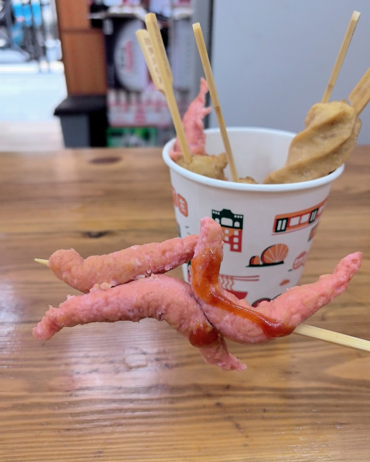 7-11便利店我最常吃的是车仔面和关东煮，还有茶叶蛋 车仔面