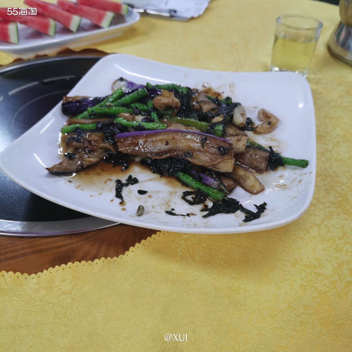 搬过来新家这边发现楼下很多小吃店、饭店，这阵子因为搬家比较累