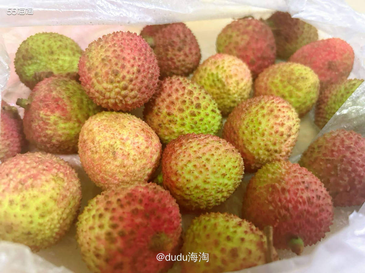 💓虽然夏天很热，但是好吃的水果特别的多，最近我吃的比较多的