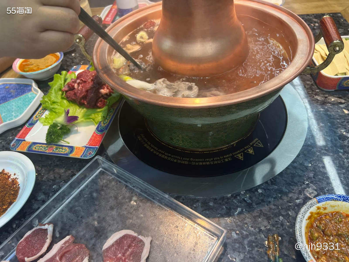 🌻孩子考完试，马上请他大吃一顿。本来想犒劳他一下，没想到他