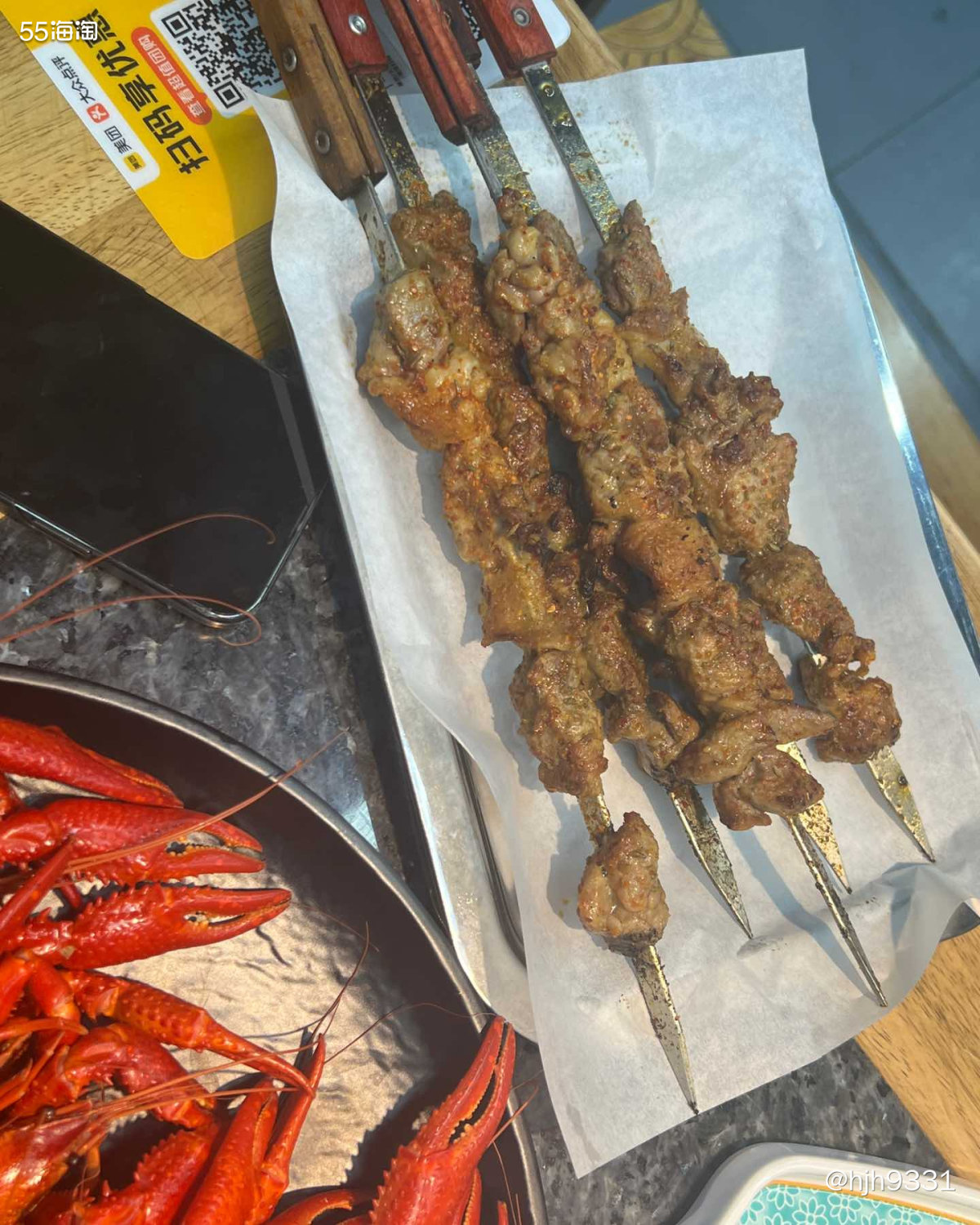 🌻孩子考完试，马上请他大吃一顿。本来想犒劳他一下，没想到他
