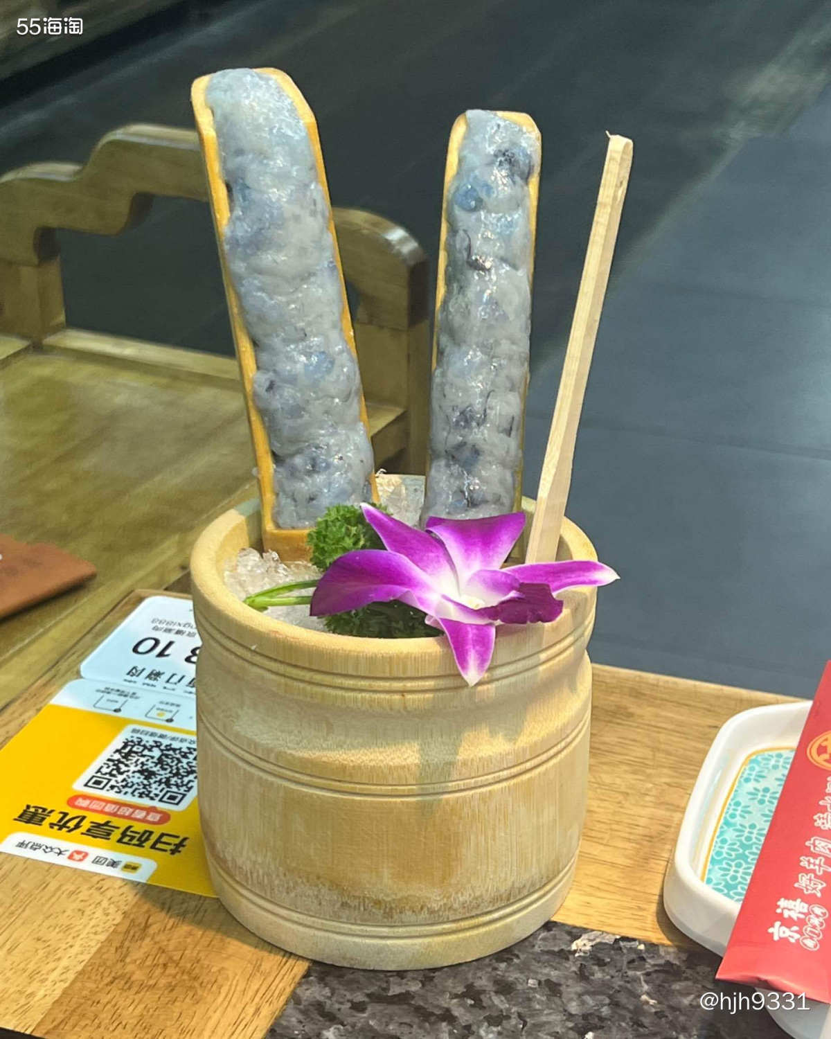 🌻孩子考完试，马上请他大吃一顿。本来想犒劳他一下，没想到他