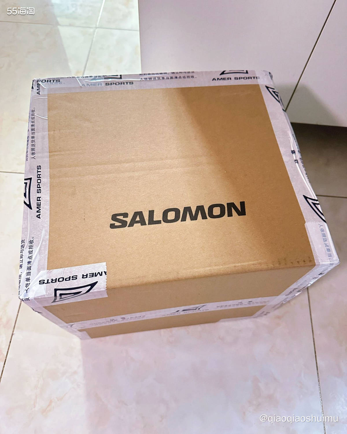 上次不是买了三双萨洛蒙嘛，结果白金那双有瑕疵，就退回去换货了