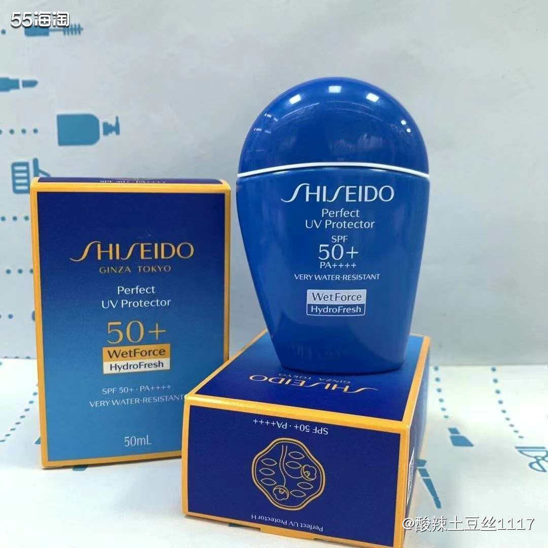 看介绍蓝胖子有分白字版和黄色版，黄色版的是清爽版，白色版的是