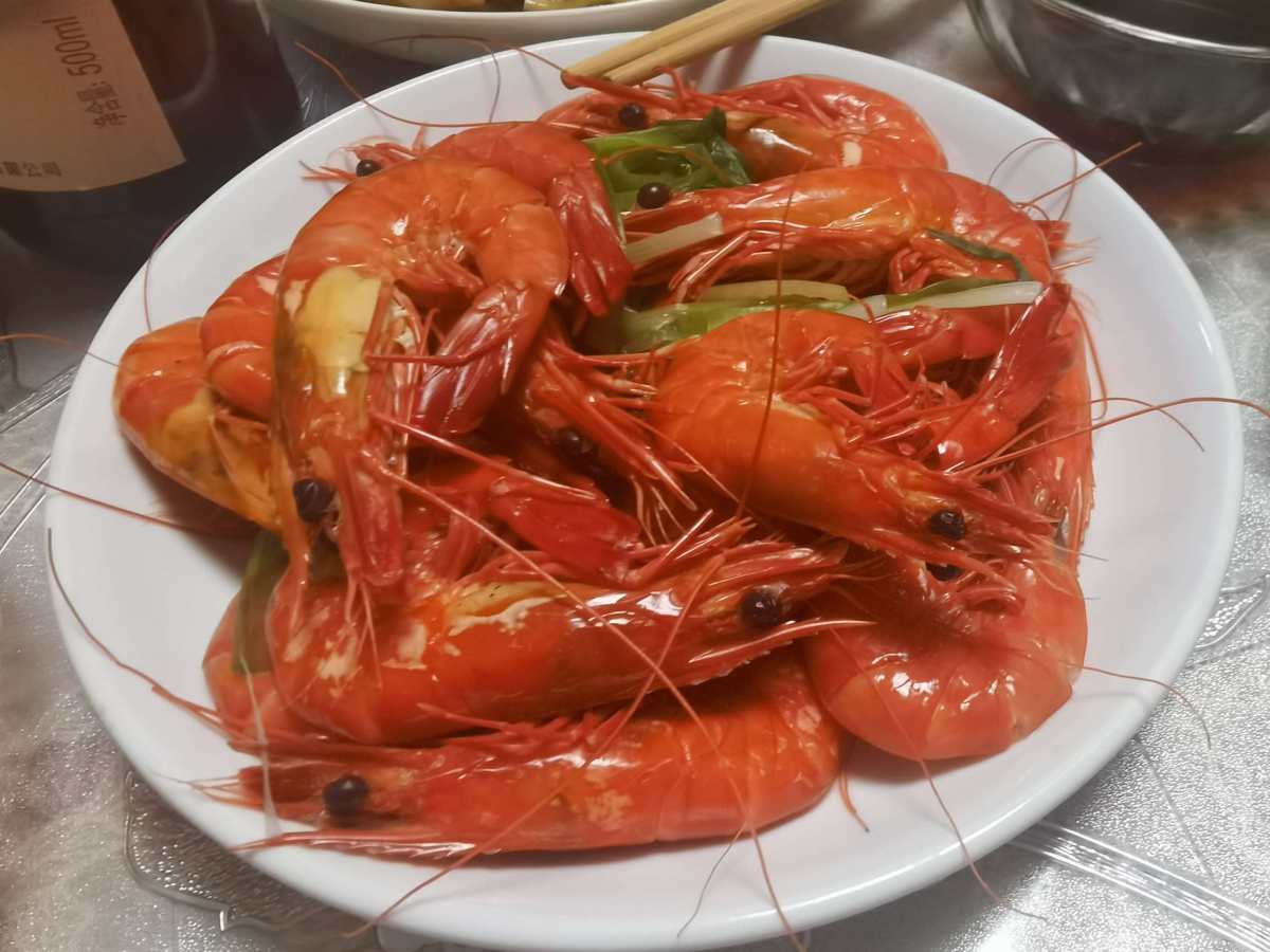 🌸好久没晒家常菜了，来分享一顿最近的晚饭。这顿饭是室友爸爸