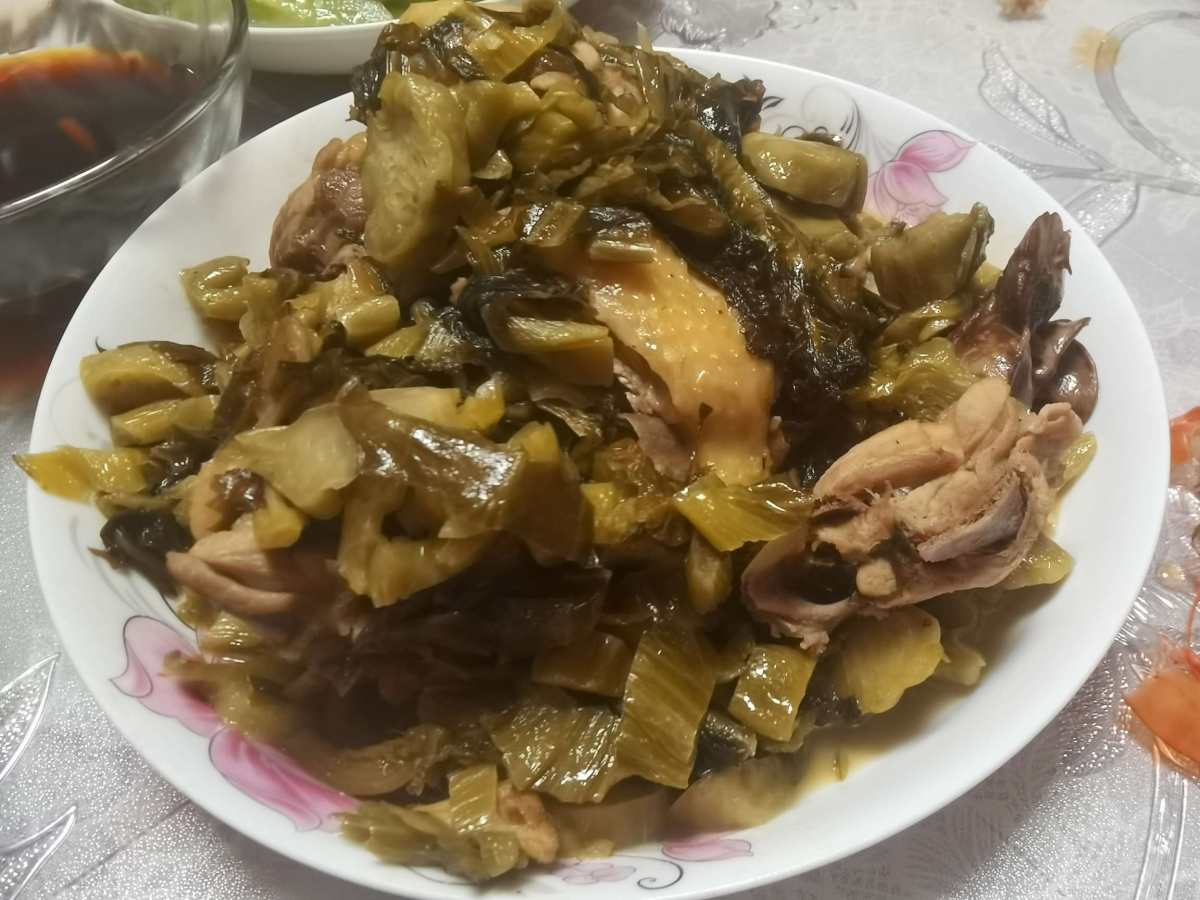 🌸好久没晒家常菜了，来分享一顿最近的晚饭。这顿饭是室友爸爸