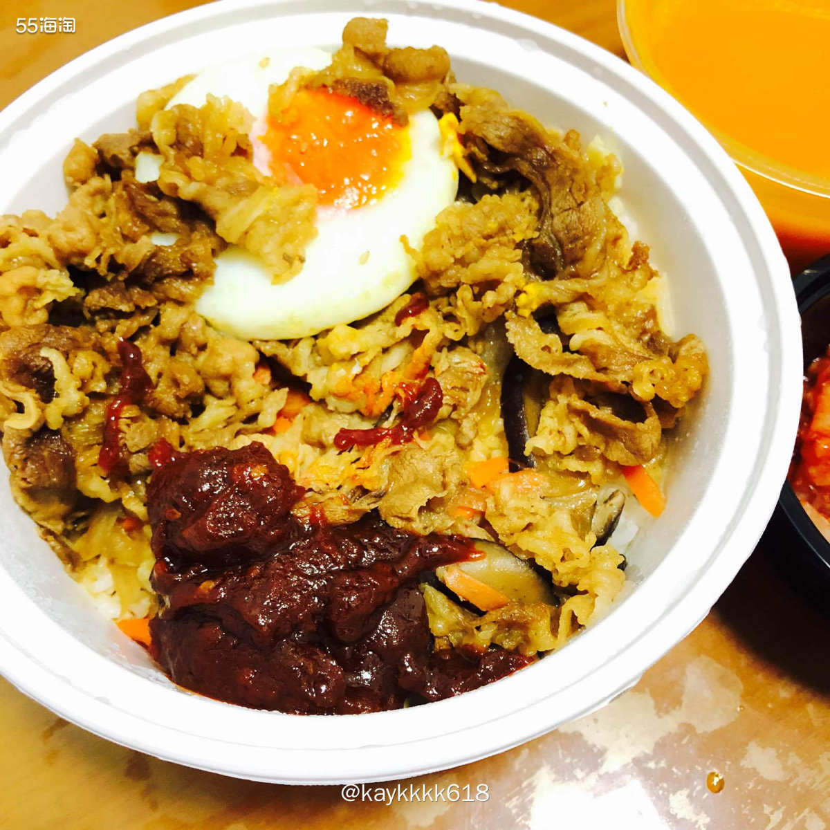 熬个通宵班消耗好多😂晚上不想做饭想来点辣的东西，辣豆腐汤太