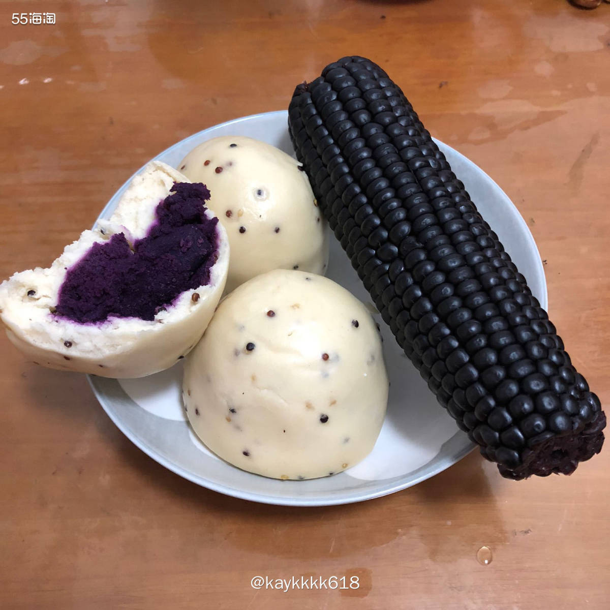 之前买的藜麦紫薯山藥馒头还剩下最后一包啦，今天直接蒸了当早饭