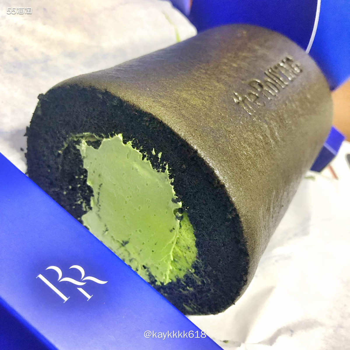 中午去搬砖时候看到金鹰新开的The Roll‘ing手作芝士