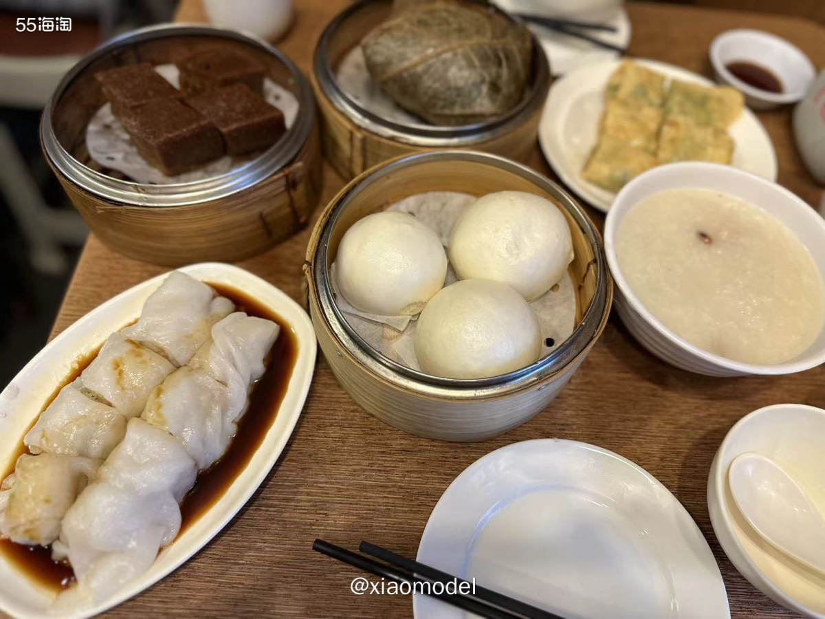 😀因为前一天吃的冰室的西式早餐，所以这天打算吃中式的，喝茶