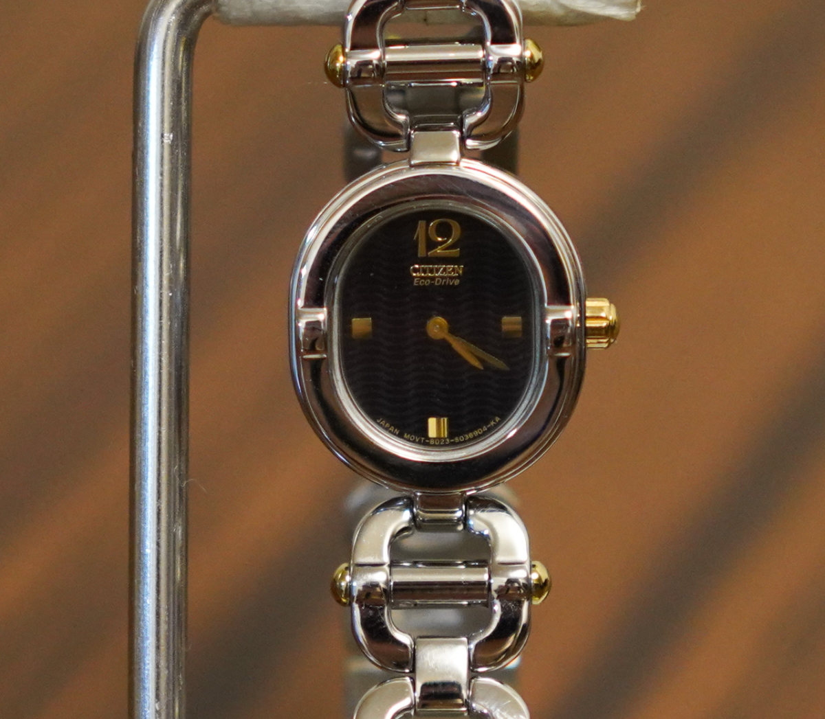 下单网站:eBay 订单产品：西铁城光动能手表 支付及转运：