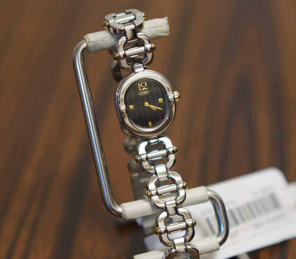 下单网站:eBay 订单产品：西铁城光动能手表 支付及转运：