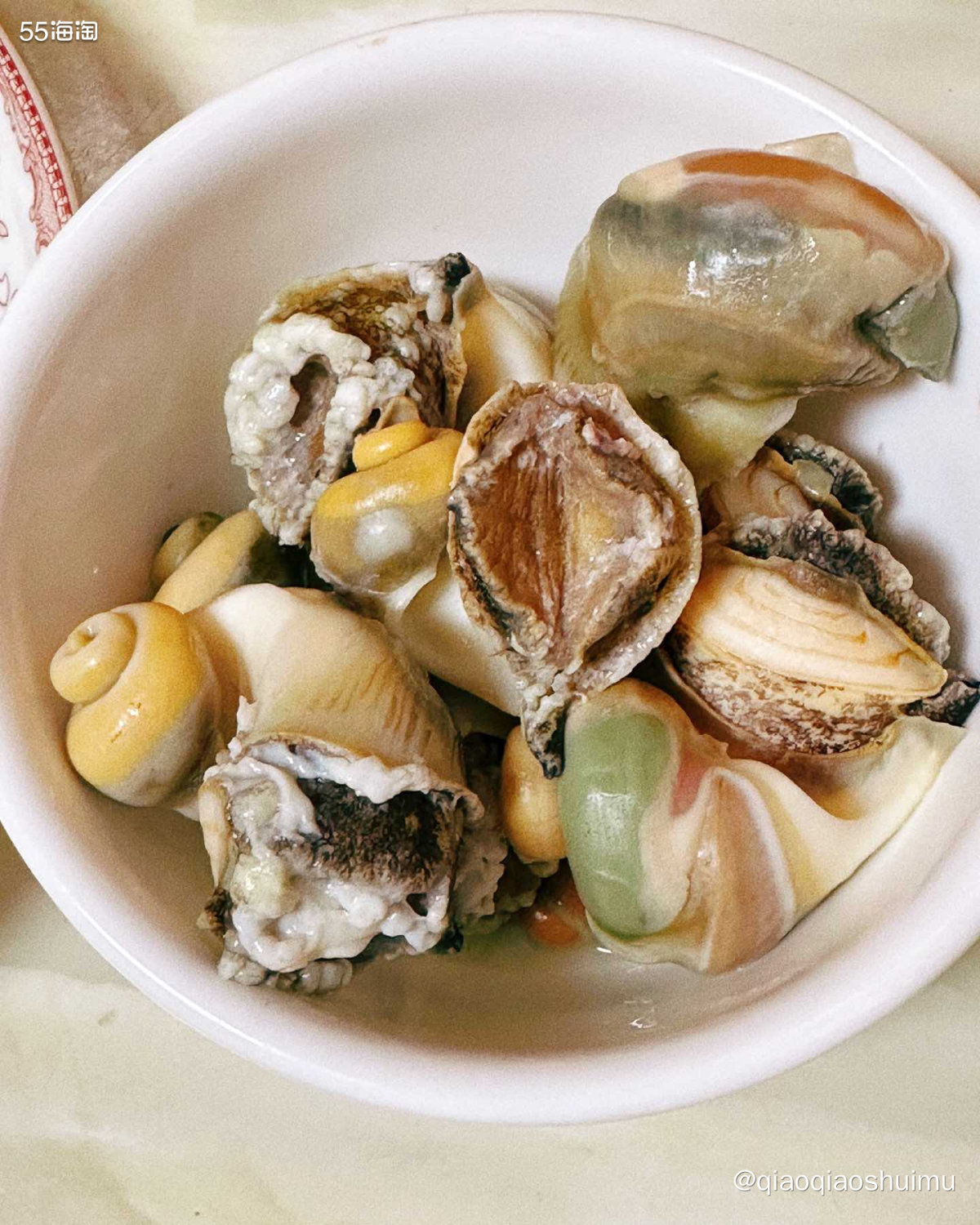 抽空回趟老家，这次选了中午的票，到家刚好晚餐。还没下车我妈就