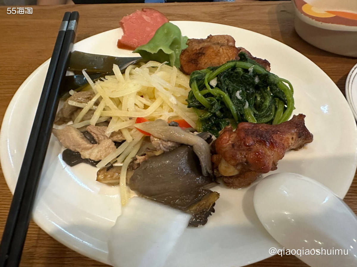 每次出门，最爱的就是酒店的早餐，吃得饱饱的，基本上到下午两三