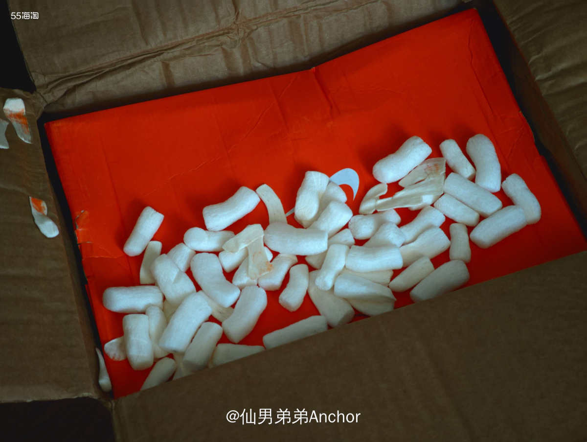 人生的第一双Nike，赶上了轻速3月份自营线路的退回重发,再