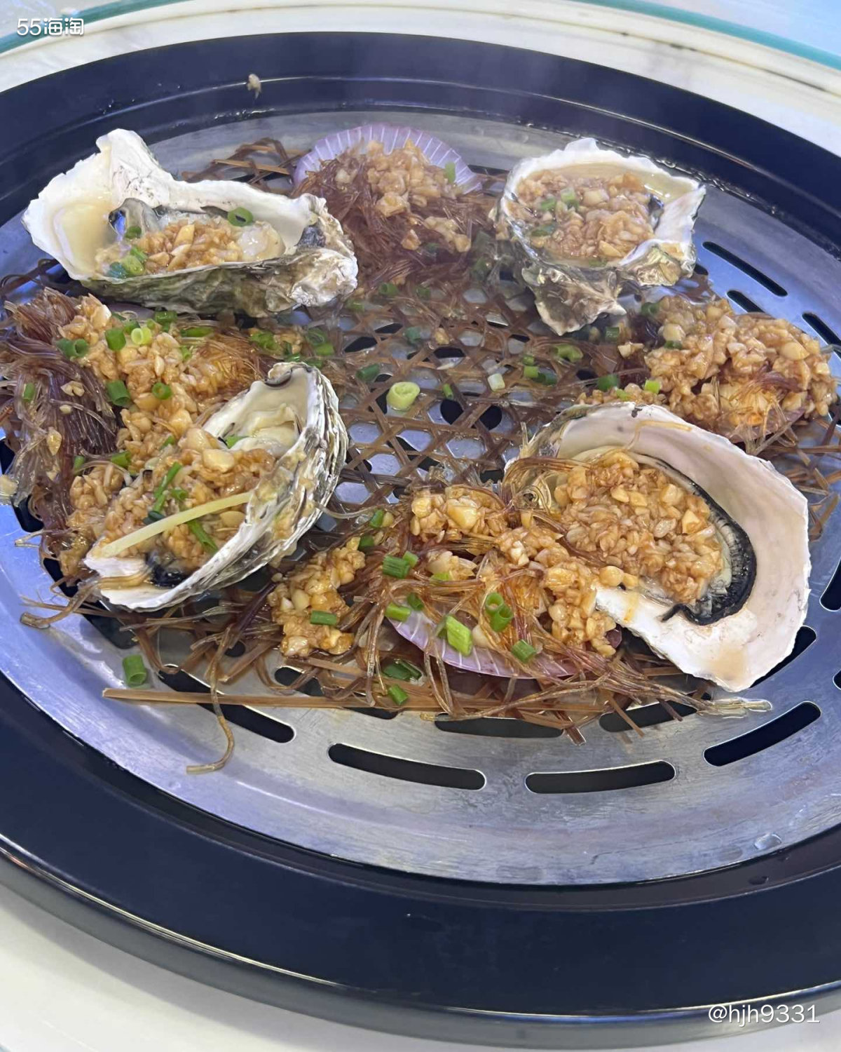 ⛱️来海南肯定要顿顿海鲜了😂。 这次这家也是大众人气比较高