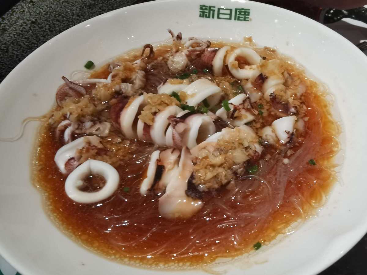 🌸7月1日去了趟杭州，中饭是在新白鹿吃的，工作日他家竟然也