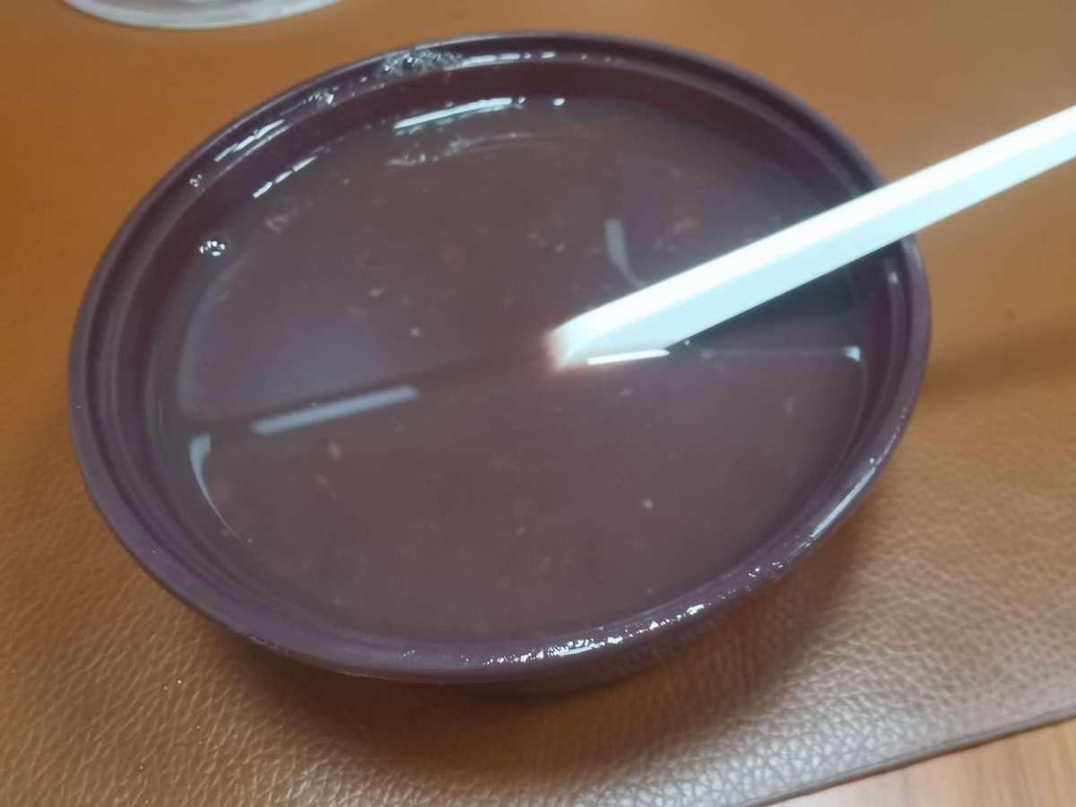 🌸图一是昨天上午的早饭，我吃的是田园三明，还挺好吃的，室友