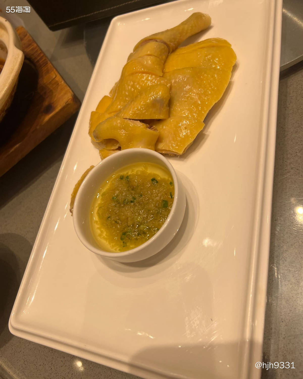 ✨我们基本都是晚上8点之后出去觅食，本来想去吃嗲嗲椰子鸡，以