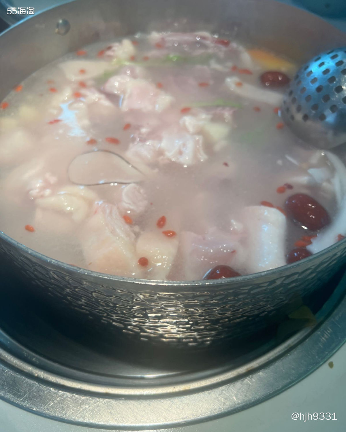 👏这次来海南，必须要吃一下嗲嗲（原味）椰子鸡，网上口碑很好