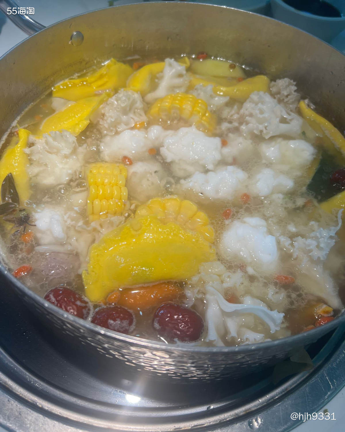 👏这次来海南，必须要吃一下嗲嗲（原味）椰子鸡，网上口碑很好